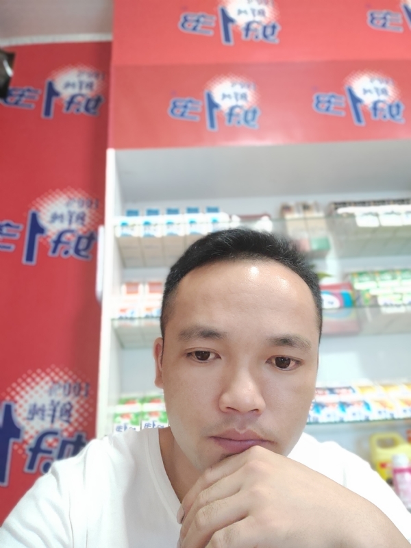 小老弟的第二张照片--乌鲁木齐相亲服务中心