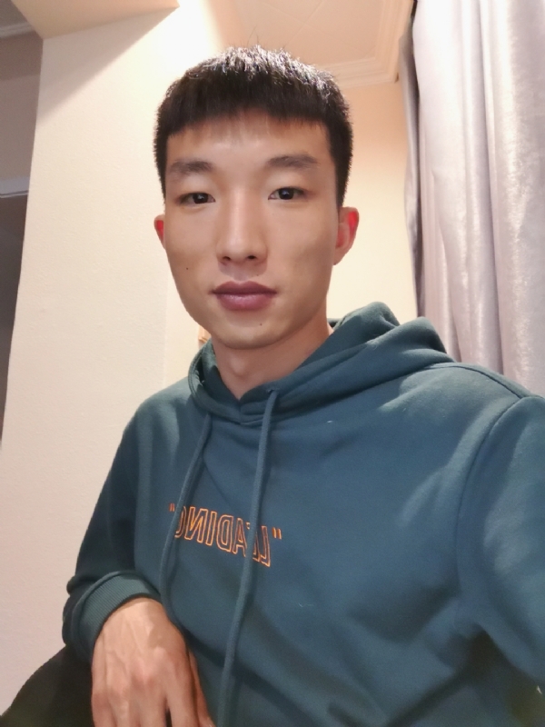 最初的第一张照片--乌鲁木齐相亲服务中心