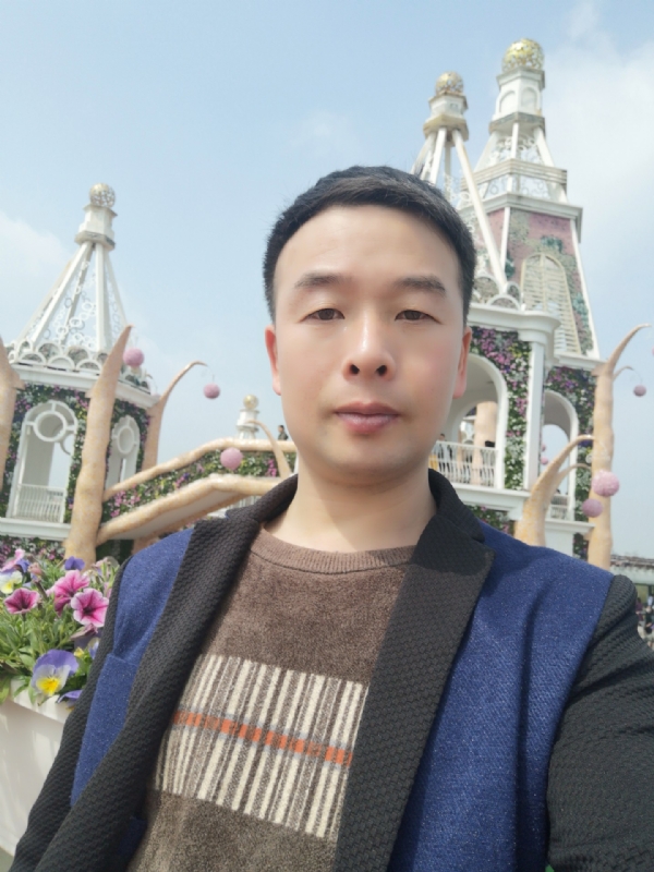 黎明的天空的第一张照片--乌鲁木齐相亲服务中心