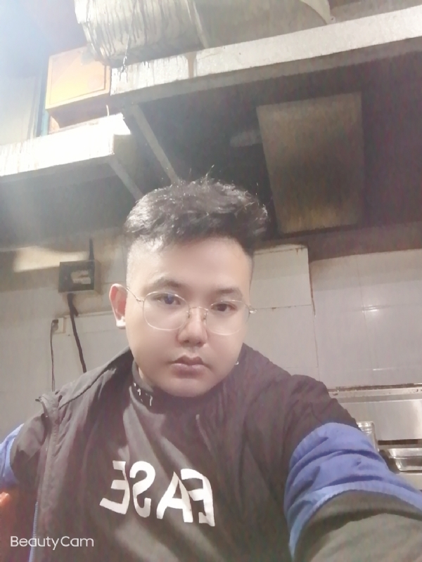 棒哥的第二张照片--乌鲁木齐相亲服务中心