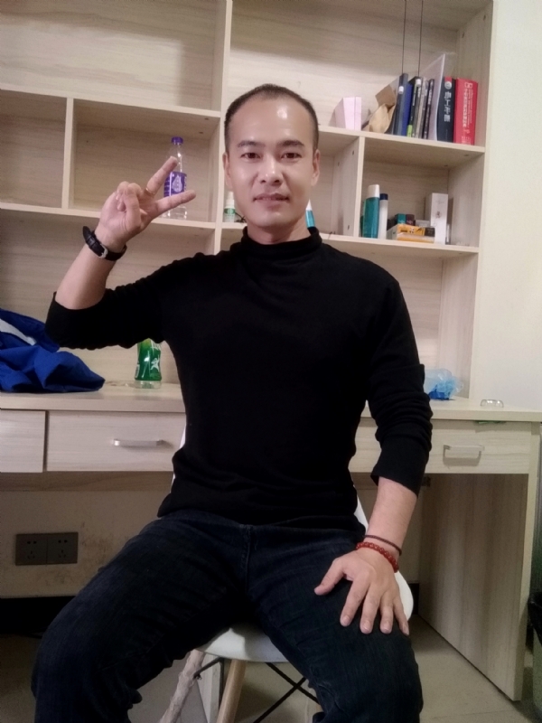 熊大与熊二的第一张照片--乌鲁木齐相亲服务中心