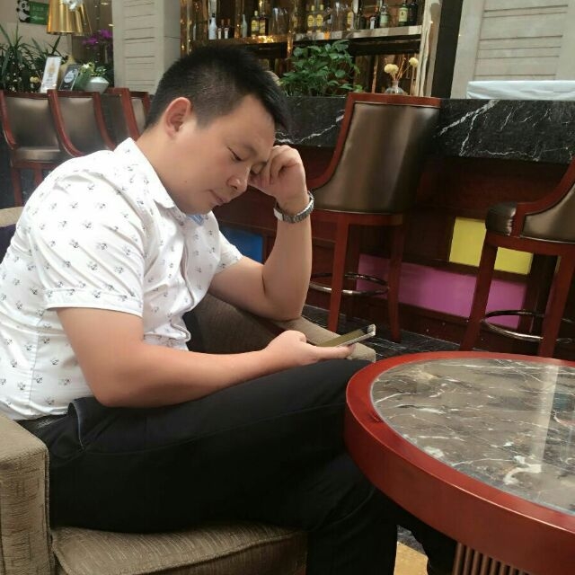 高升的第一张照片--乌鲁木齐相亲服务中心