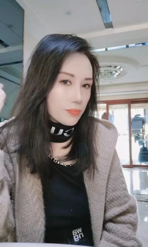 阿莲的第一张照片--乌鲁木齐相亲服务中心