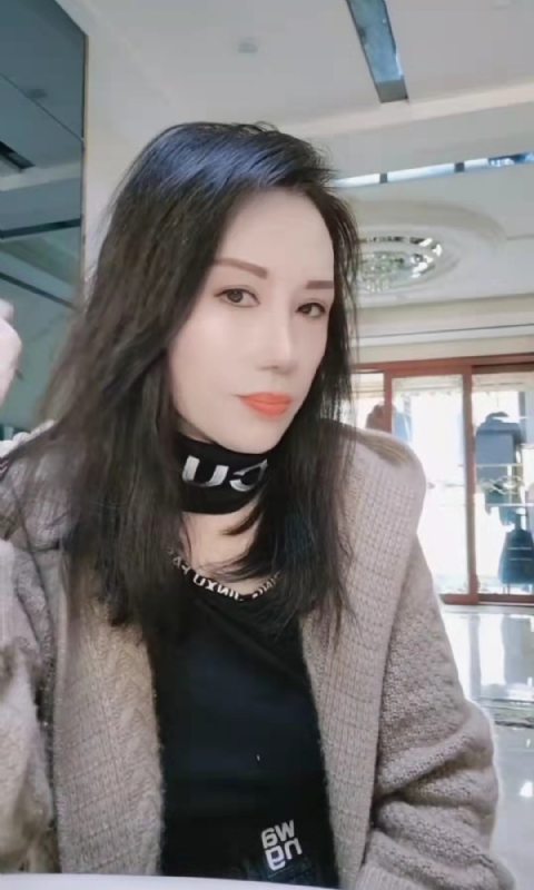 阿莲的第二张照片--乌鲁木齐相亲服务中心
