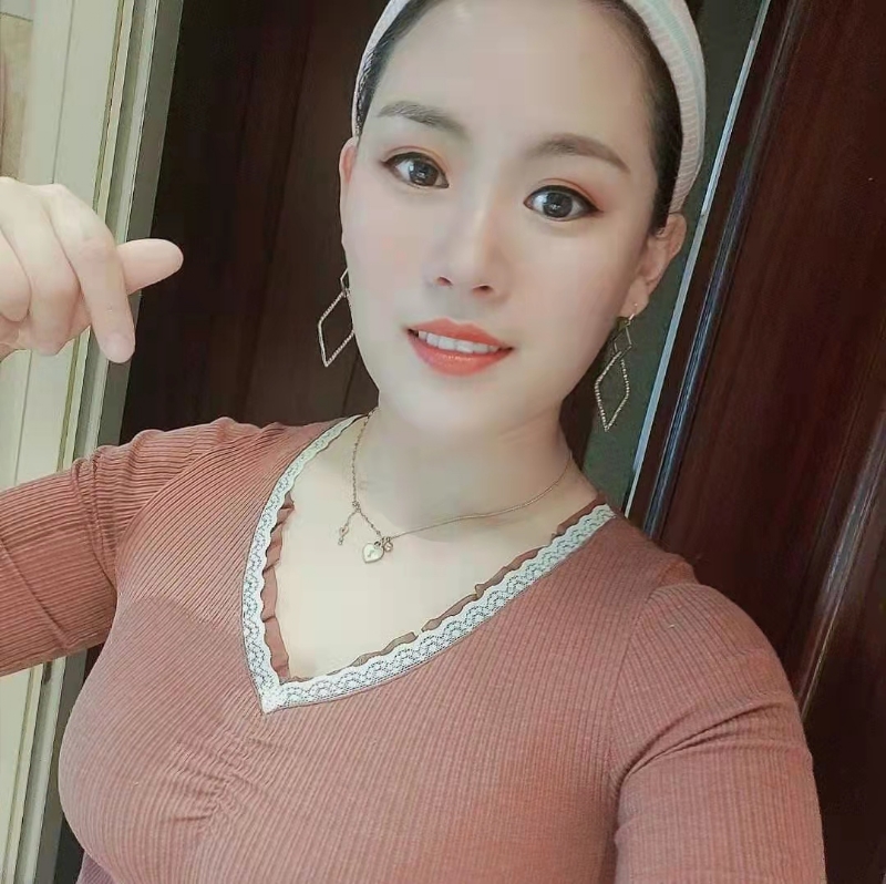 蜜&糖的第一张照片--乌鲁木齐相亲服务中心