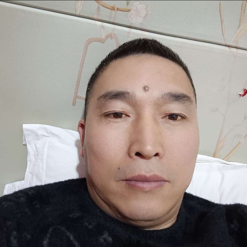 痴情男的第一张照片--乌鲁木齐相亲服务中心