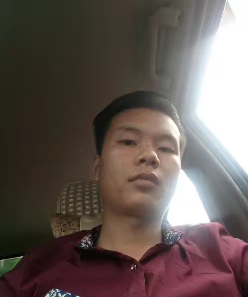 单亲爸爸的第一张照片--乌鲁木齐相亲服务中心