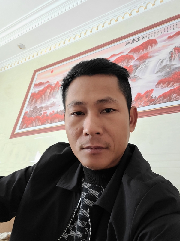 大叔的第一张照片--乌鲁木齐相亲服务中心