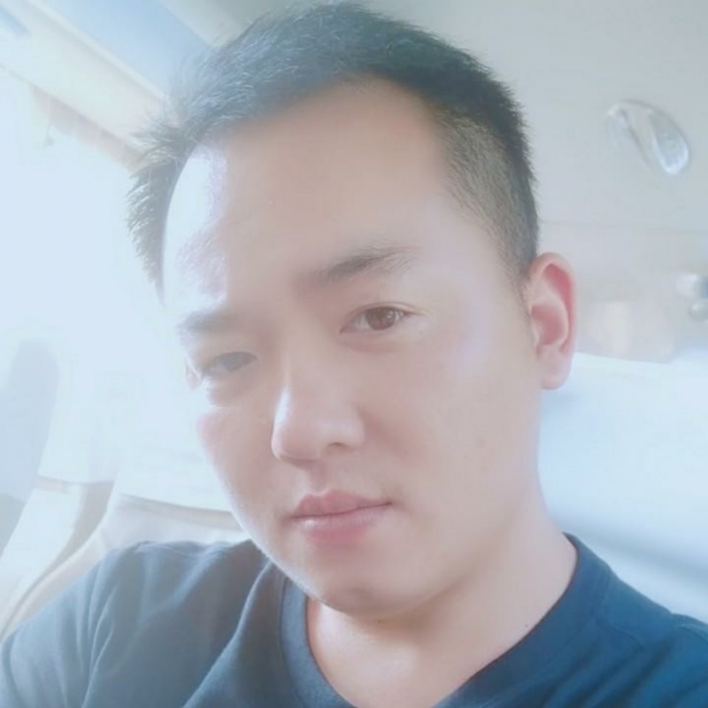 荒漠°的第一张照片--乌鲁木齐相亲服务中心
