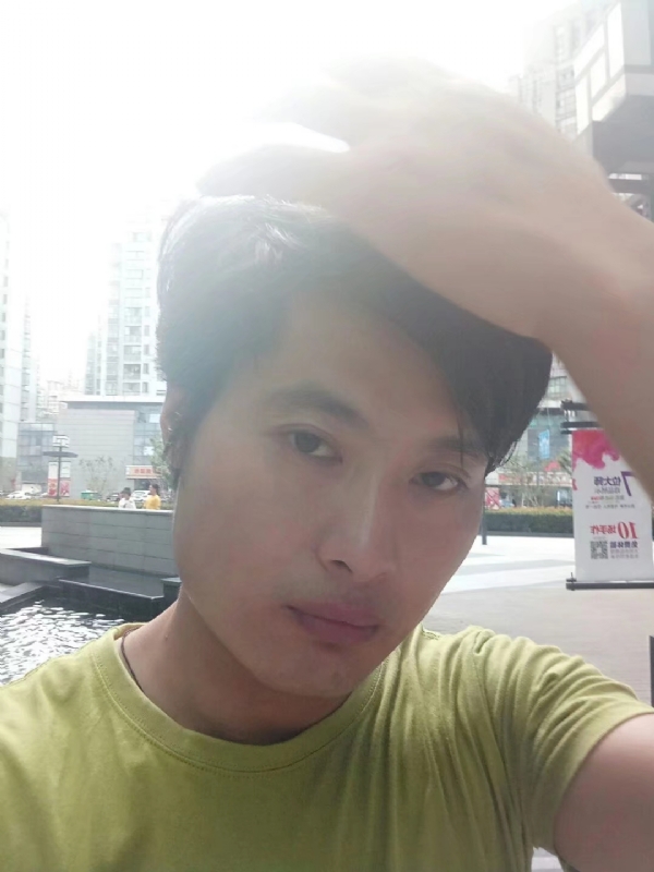 钢铁侠的第一张照片--乌鲁木齐相亲服务中心