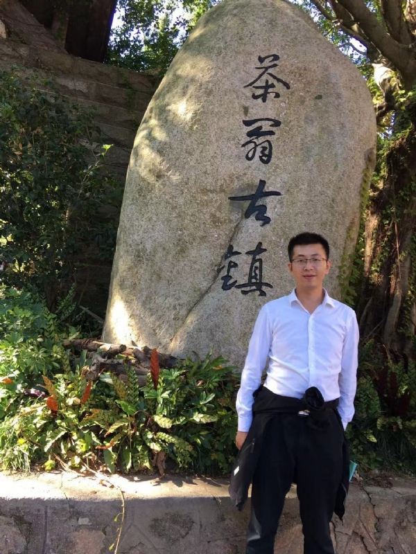 zw的第二张照片--乌鲁木齐相亲服务中心