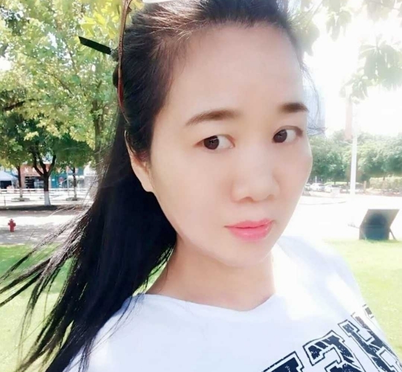 飘雪的第一张照片--乌鲁木齐相亲服务中心