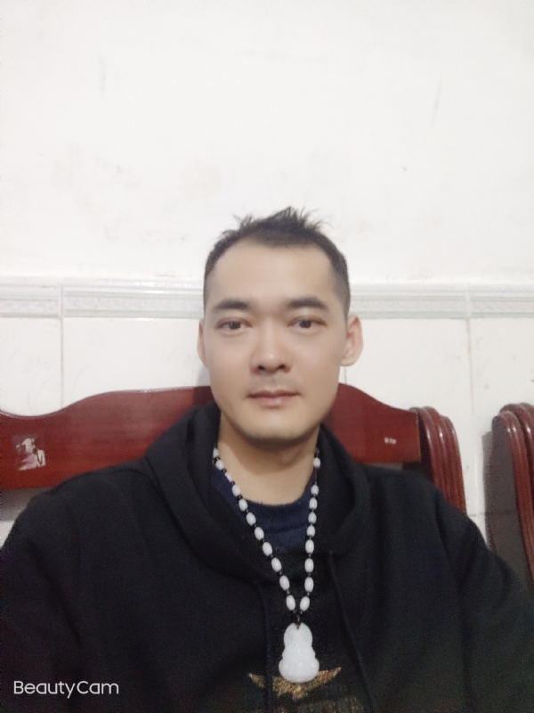 快乐的等待的第一张照片--乌鲁木齐相亲服务中心
