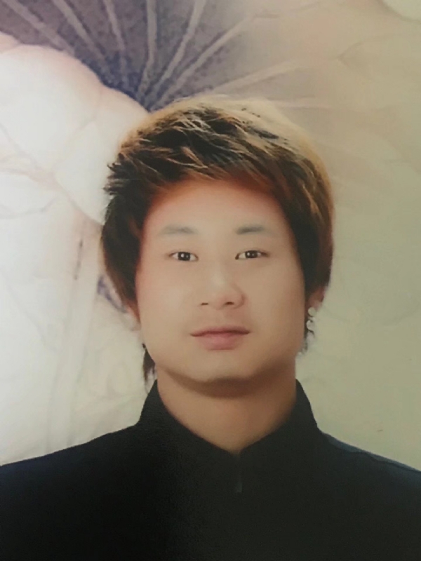 咮辛的第一张照片--乌鲁木齐相亲服务中心