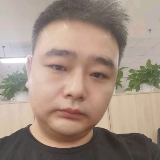 异域听风的第一张照片--乌鲁木齐相亲服务中心