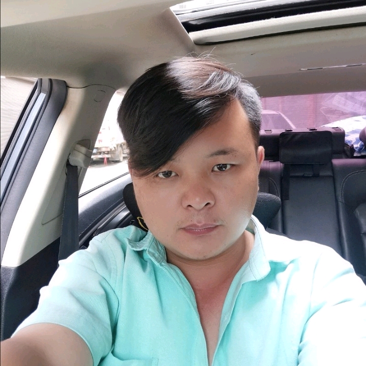 想家大黄蜂的第一张照片--乌鲁木齐相亲服务中心