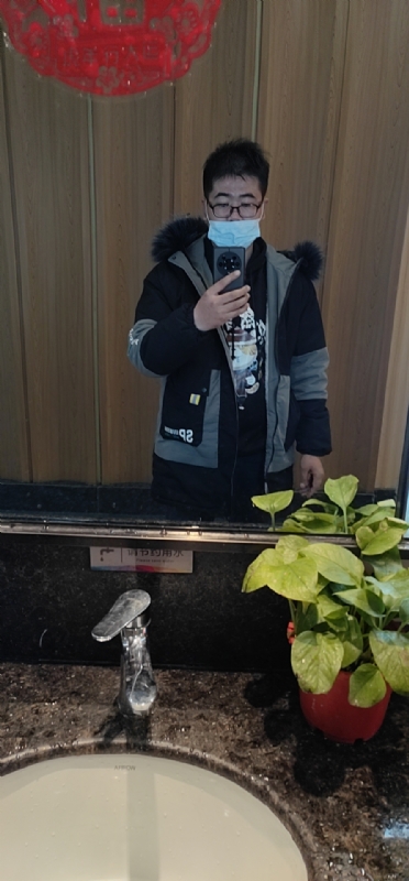 冷漠果果的第一张照片--乌鲁木齐相亲服务中心