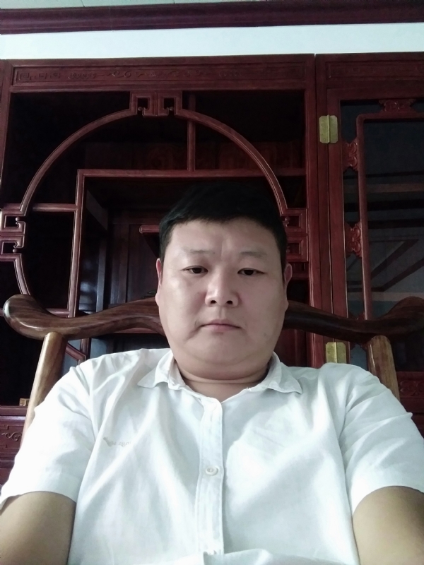 狼图腾的第一张照片--乌鲁木齐相亲服务中心