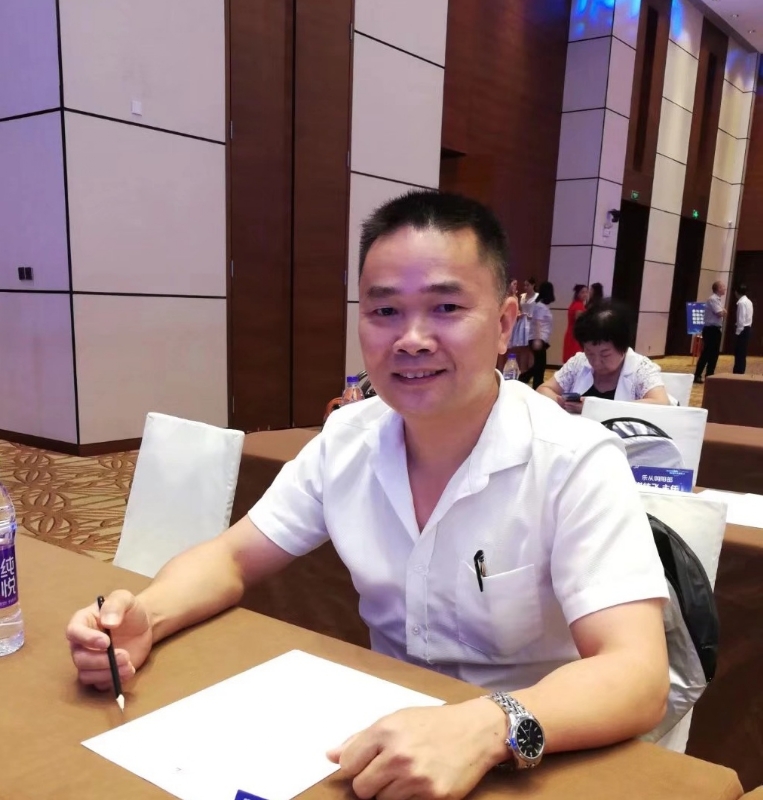温馨港湾只差一个你的第一张照片--乌鲁木齐相亲服务中心