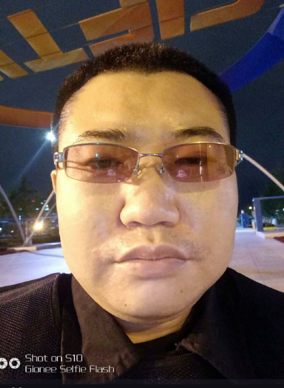 星尘的第一张照片--乌鲁木齐相亲服务中心