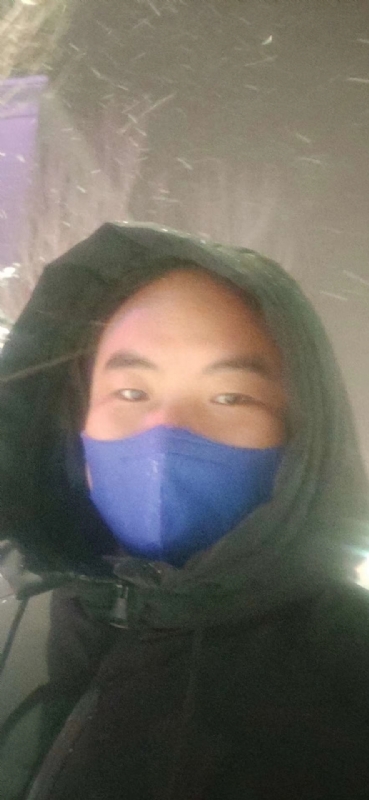 海子的第一张照片--乌鲁木齐相亲服务中心