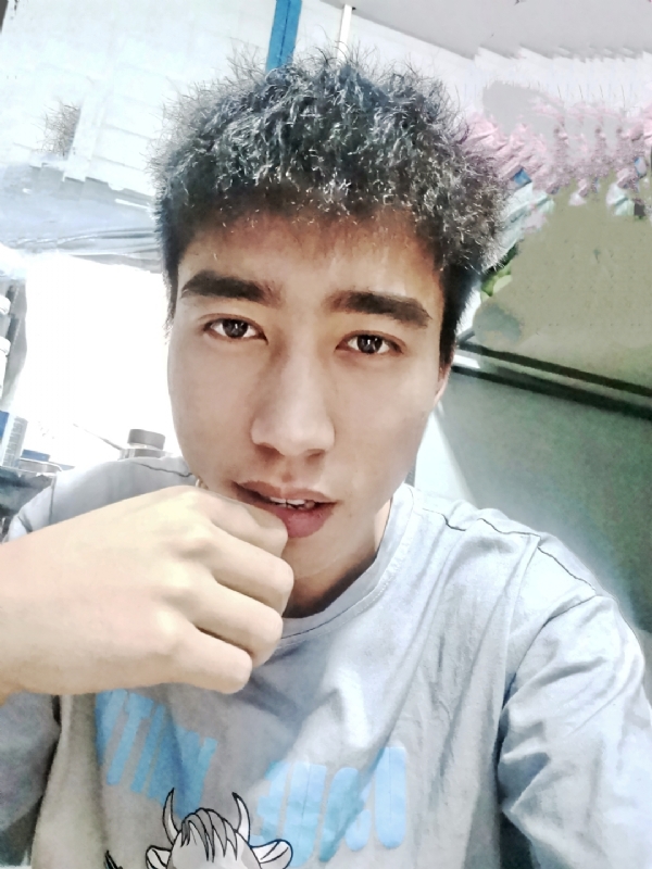 未来可期的第二张照片--乌鲁木齐相亲服务中心