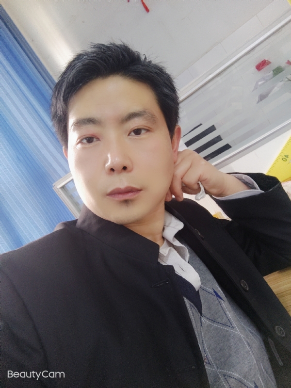 铜豌豆的第一张照片--乌鲁木齐相亲服务中心