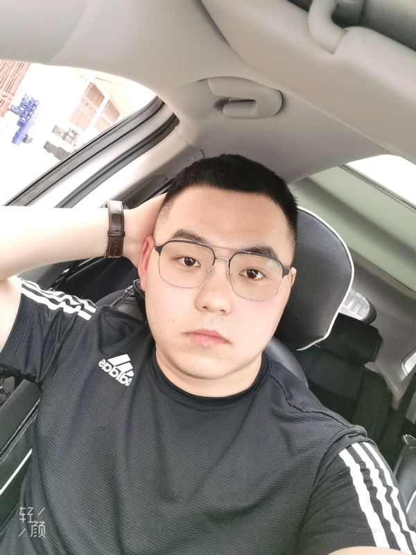 海阔天空的第一张照片--乌鲁木齐相亲服务中心