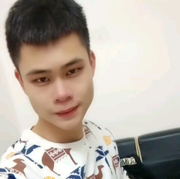 浪子的第一张照片--乌鲁木齐相亲服务中心