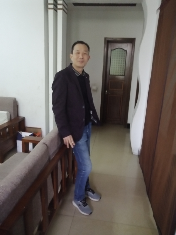 相亲相爱的第二张照片--乌鲁木齐相亲服务中心