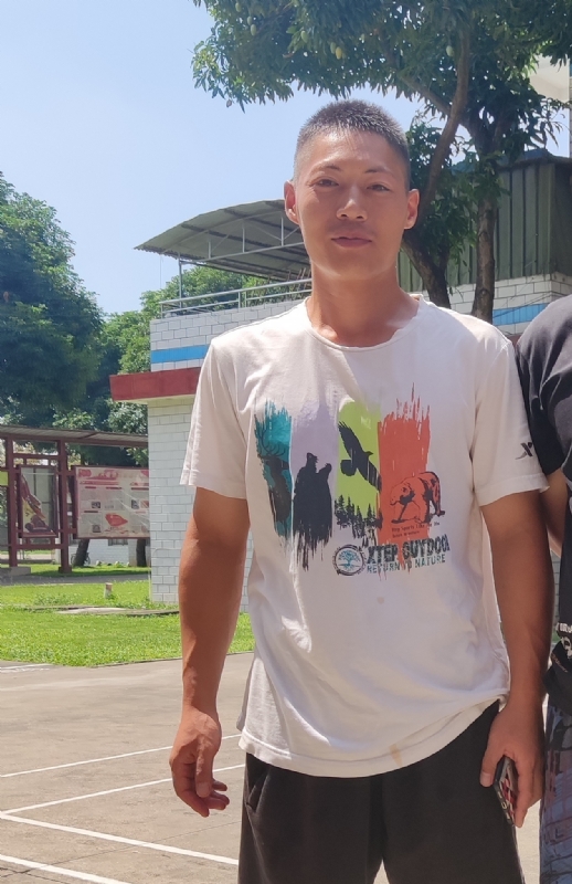 孤鹰的第一张照片--乌鲁木齐相亲服务中心