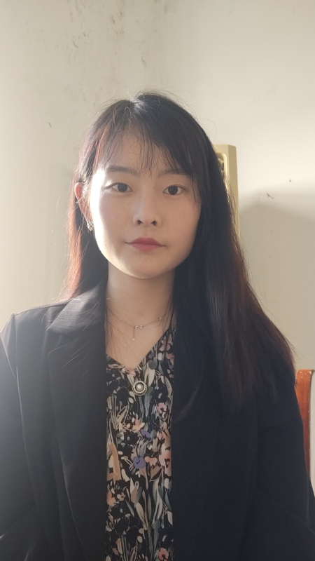 啾啾儿的第一张照片--乌鲁木齐相亲服务中心