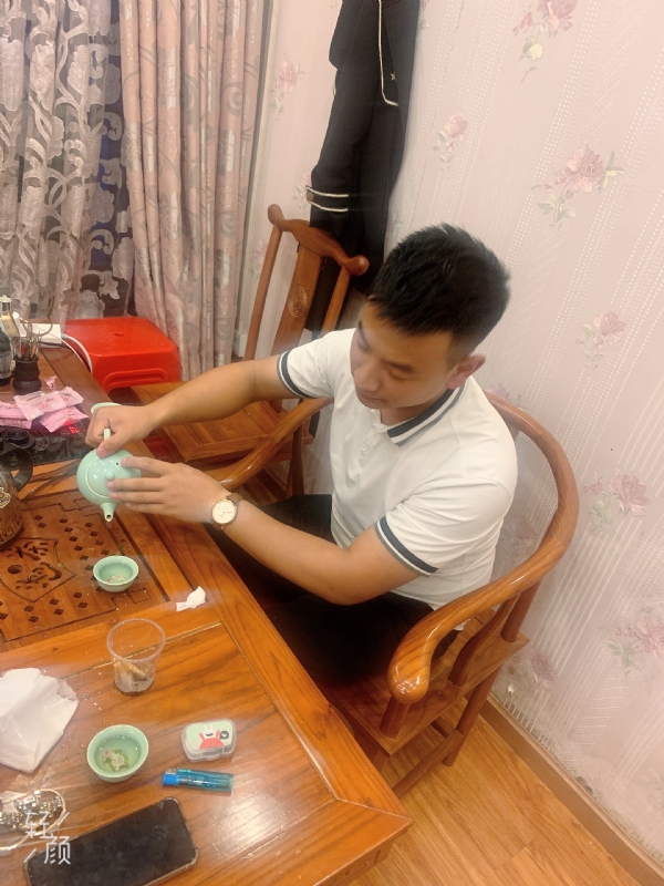古有风琴的第二张照片--乌鲁木齐相亲服务中心