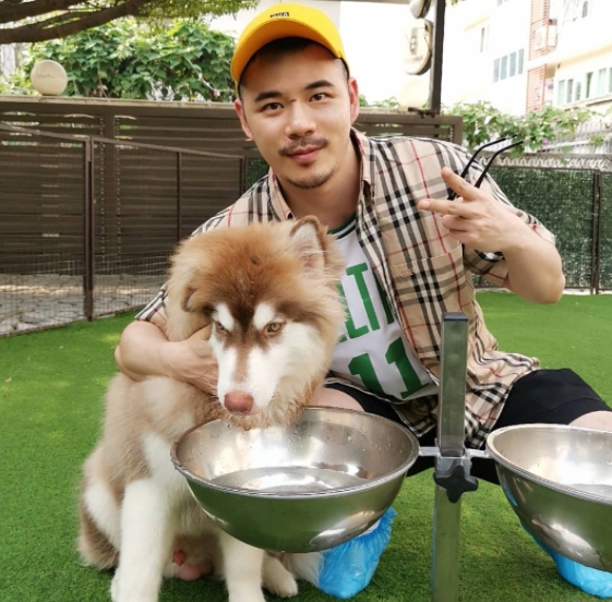 坚持的第一张照片--乌鲁木齐相亲服务中心