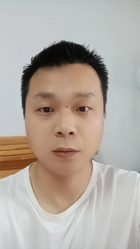 阳光的第一张照片--乌鲁木齐相亲服务中心