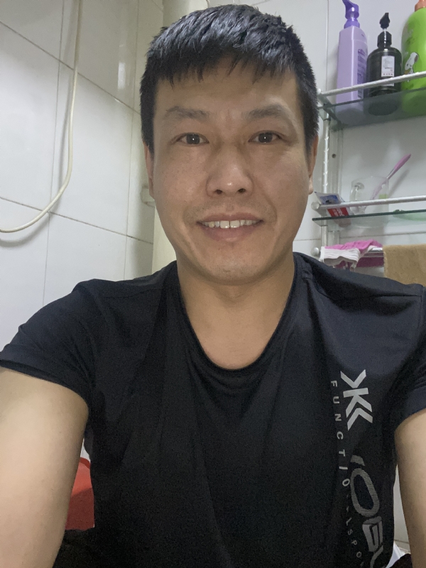 王先生的第一张照片--乌鲁木齐相亲服务中心