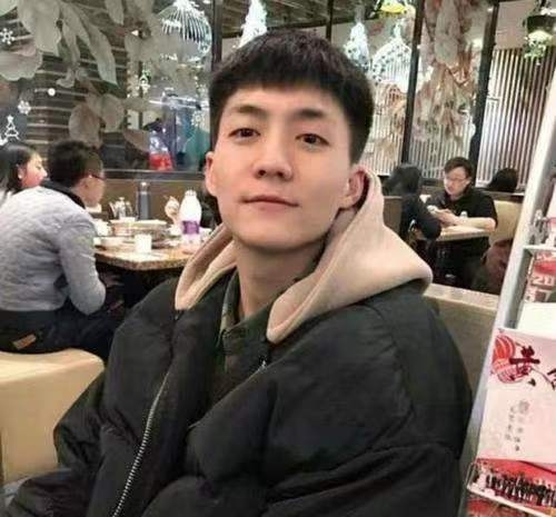 迪迪的第一张照片--乌鲁木齐相亲服务中心