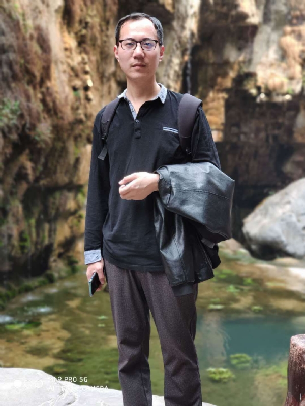 追日的第一张照片--乌鲁木齐相亲服务中心