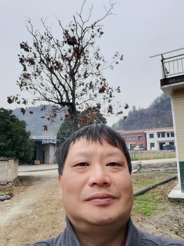 苏众青春冲浪的第二张照片--乌鲁木齐相亲服务中心