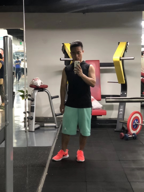 随心所欲的第一张照片--乌鲁木齐相亲服务中心