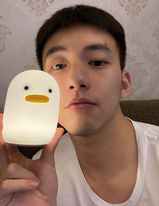 绝世大冤种的第三张照片--乌鲁木齐相亲服务中心