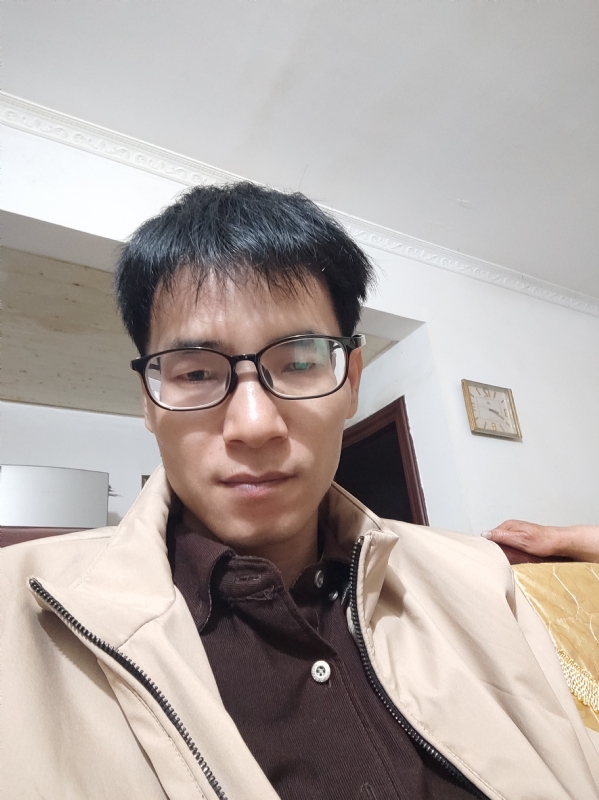 杨一凡的第一张照片--乌鲁木齐相亲服务中心