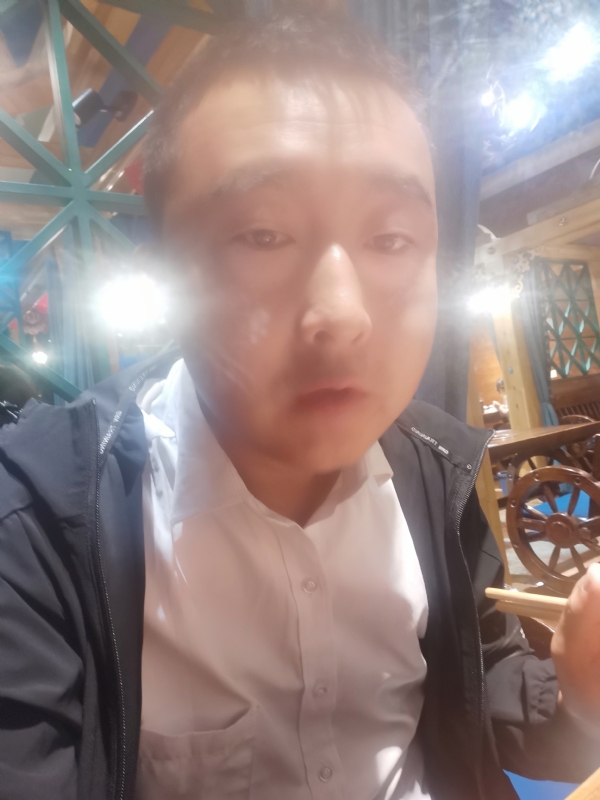 赵辉的第三张照片--乌鲁木齐相亲服务中心