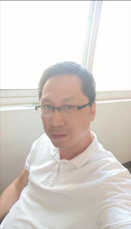 划过生命的流星的第一张照片--乌鲁木齐相亲服务中心