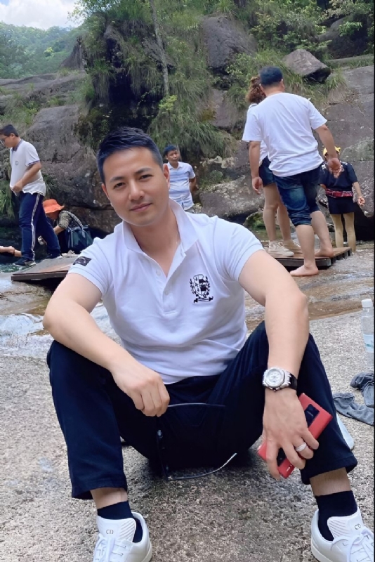 勿忘初心的第三张照片--乌鲁木齐相亲服务中心
