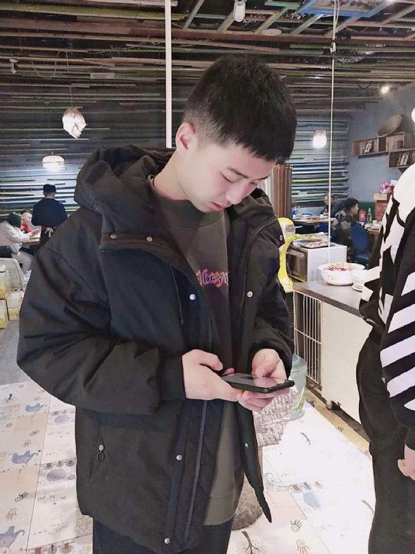 小赵的第一张照片--乌鲁木齐相亲服务中心