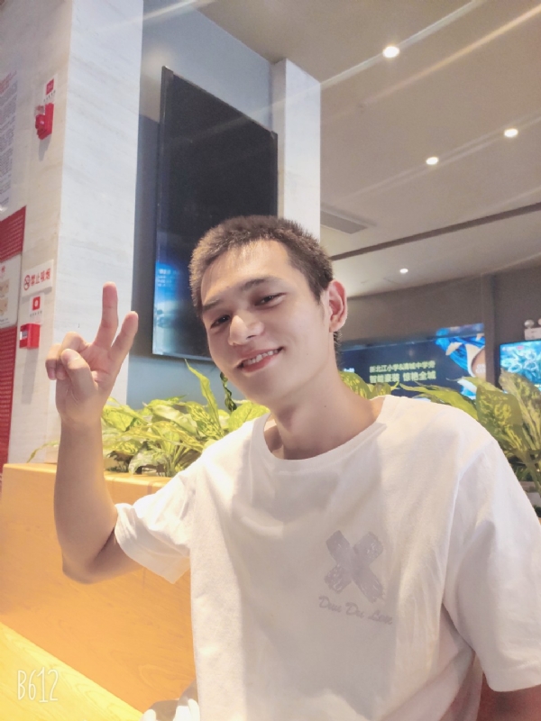 红红火火恍恍惚惚的第二张照片--乌鲁木齐相亲服务中心