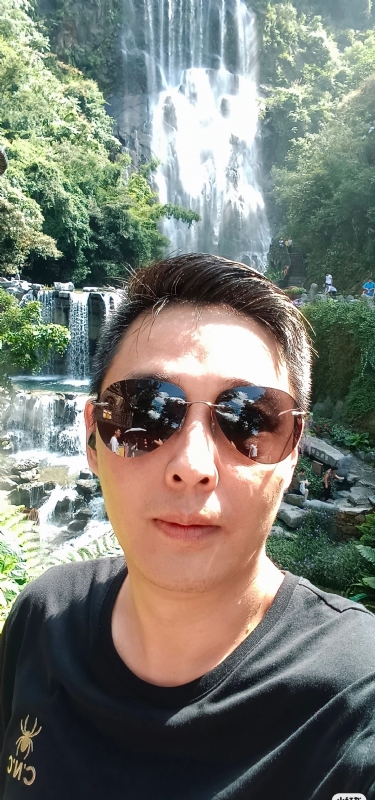 小小帅哥的第一张照片--乌鲁木齐相亲服务中心