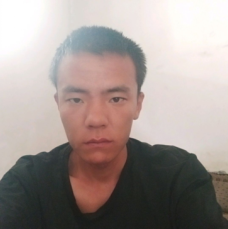 哦哦的第一张照片--乌鲁木齐相亲服务中心