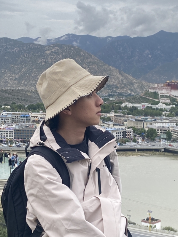 Lucky的第一张照片--乌鲁木齐相亲服务中心